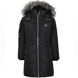 Calvin Klein
Girls Aerial Puffer Jacket